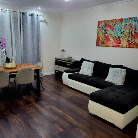 Concept Urban Apartment Medias Exterior photo